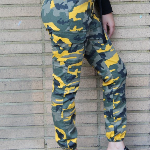 Army Pants - Picture 1 of 3